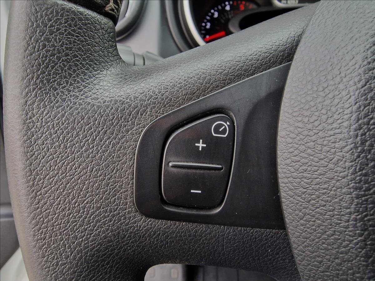 Renault Trafic Skříň 2,0 l 107 kw