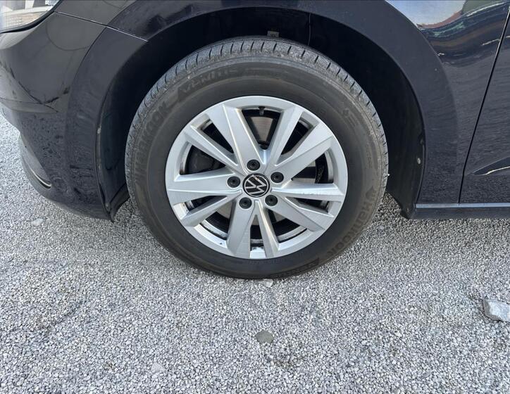 Volkswagen Touran 28