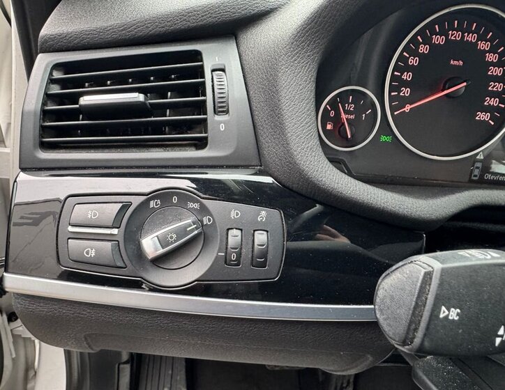 BMW X3 SUV 2,0 l 140 kw