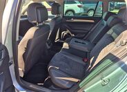 Volkswagen Passat 10