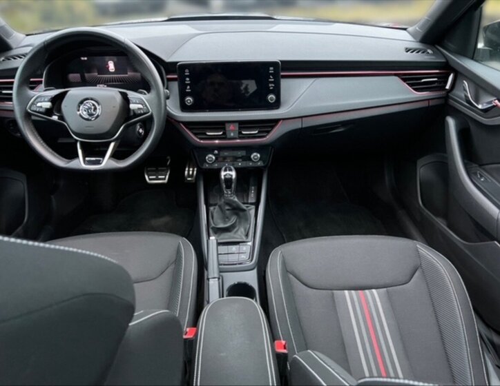 Škoda Kamiq SUV / Terénní 1,5 l 110 kw