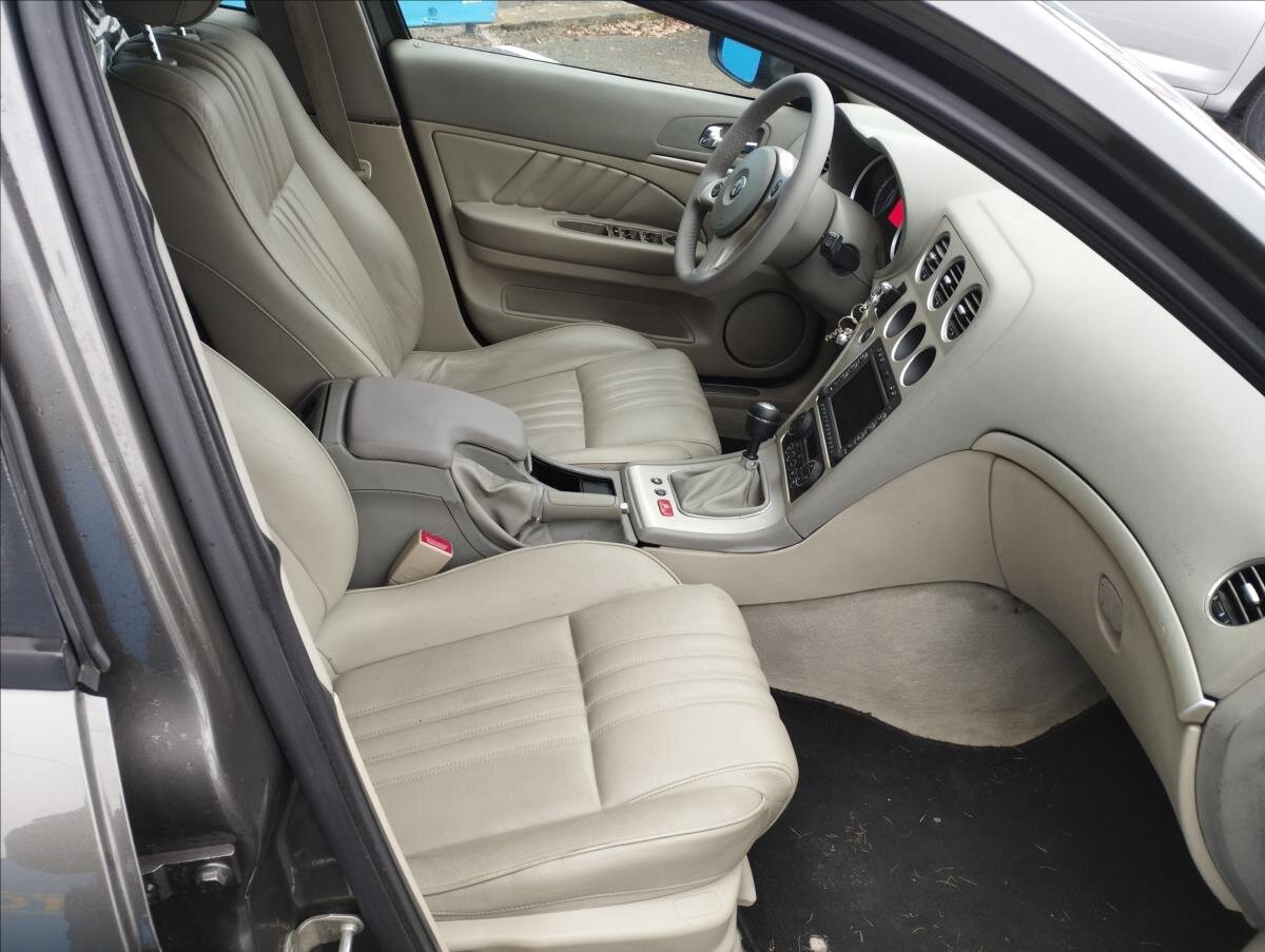 Alfa Romeo 159 Sedan 1,9 l 110 kw