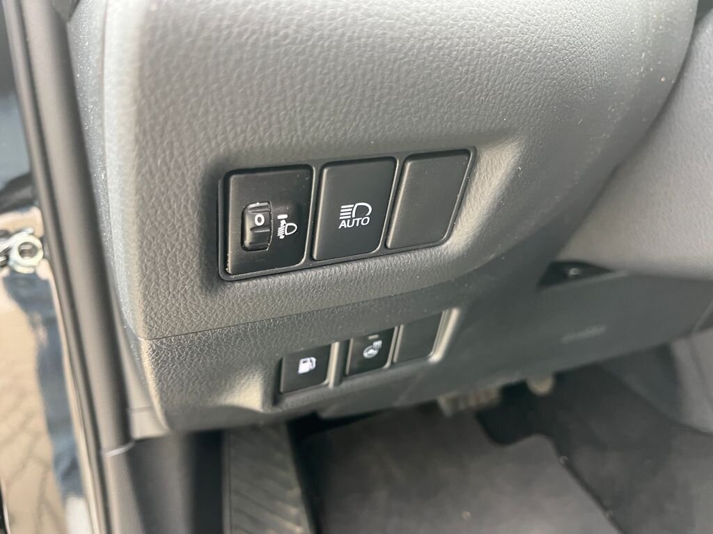 Toyota C-HR SUV / Terénní 1,8 l 72 kw