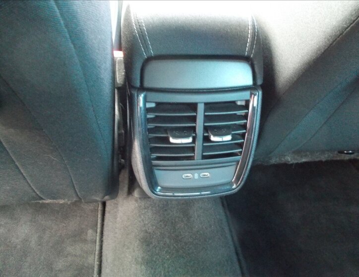 Škoda Kamiq SUV 999,0 85 kw