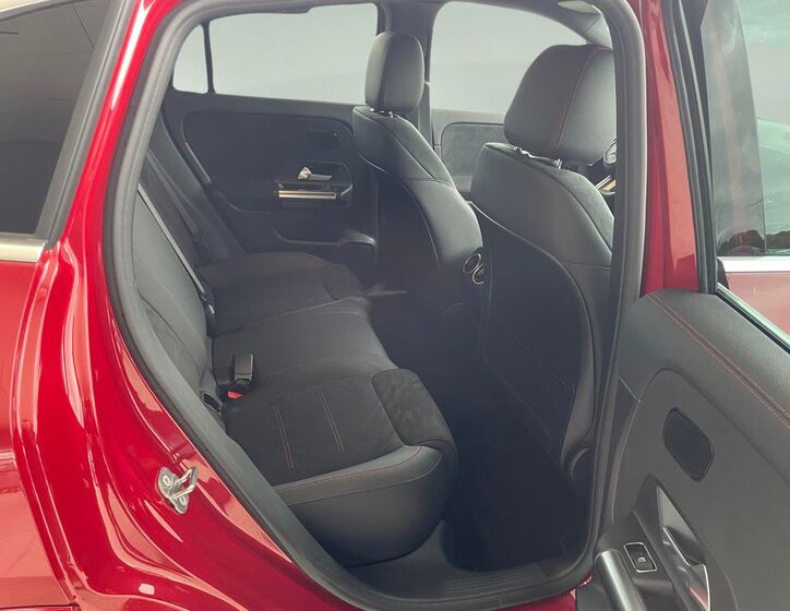 Mercedes-Benz GLA 14