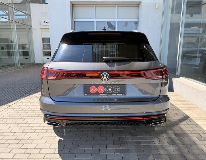 Volkswagen Touareg SUV / Terénní 3,0 l 210 kw