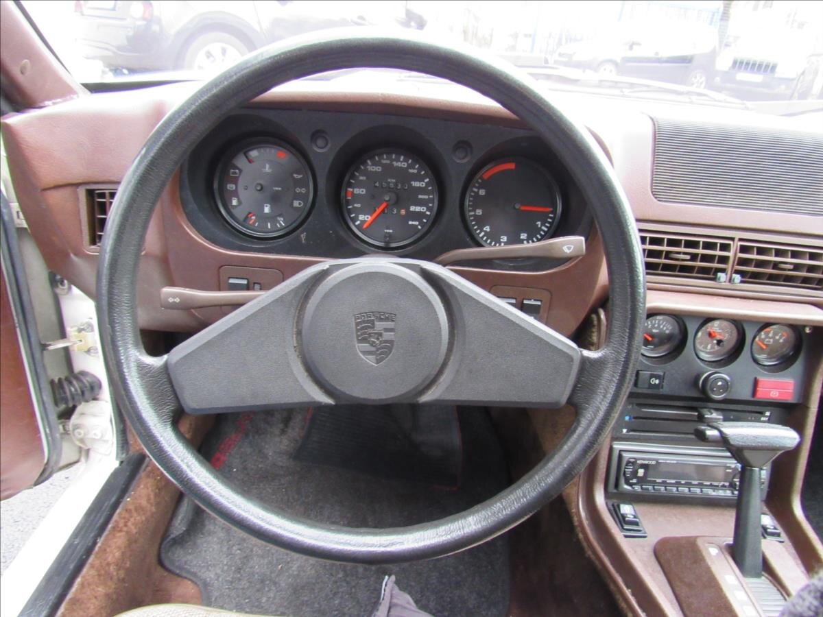 Porsche 924 Kupé 2,0 l 92 kw