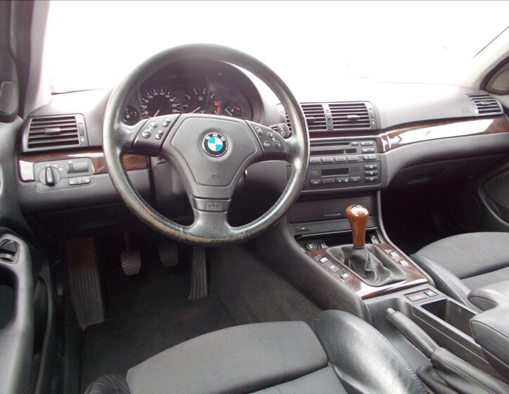 BMW Řada 3 Liftback 2,5 l 125 kw