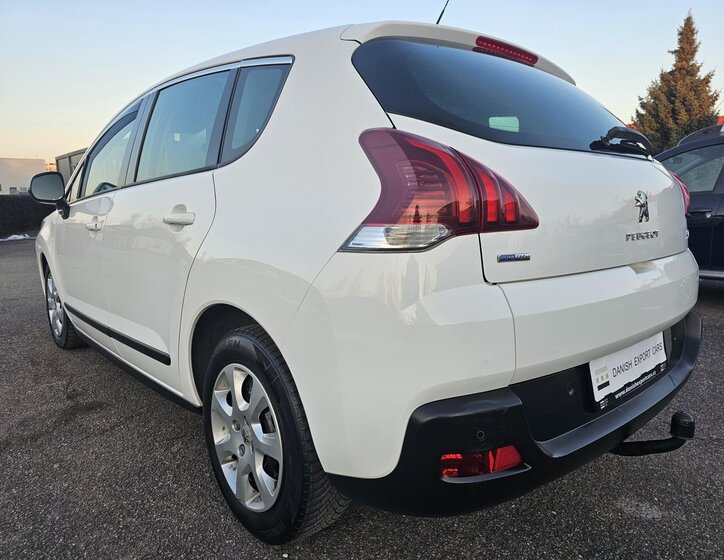 Peugeot 3008 SUV 1,2 l 96 kw