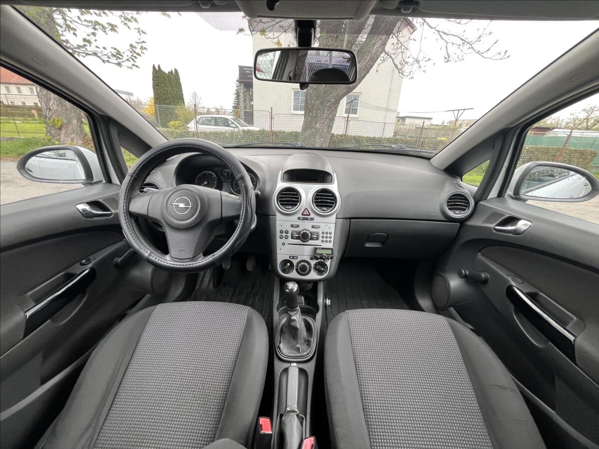 Opel Corsa Hatchback 1,2 l 55 kw
