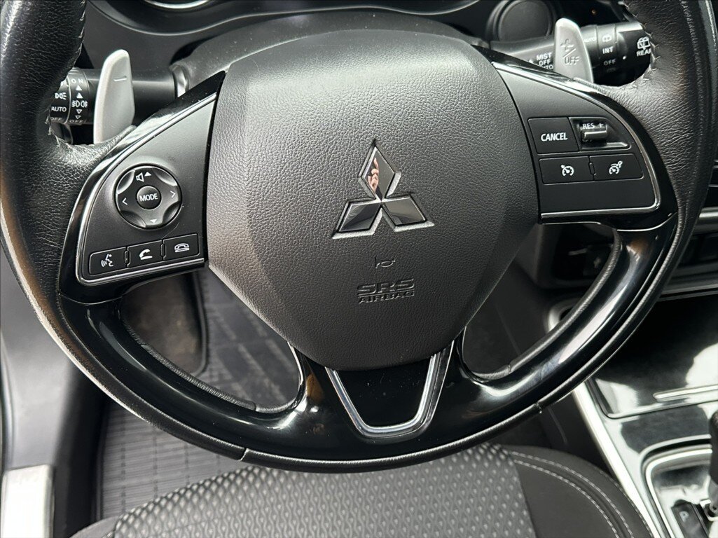 Mitsubishi Outlander SUV 2,0 l 110 kw