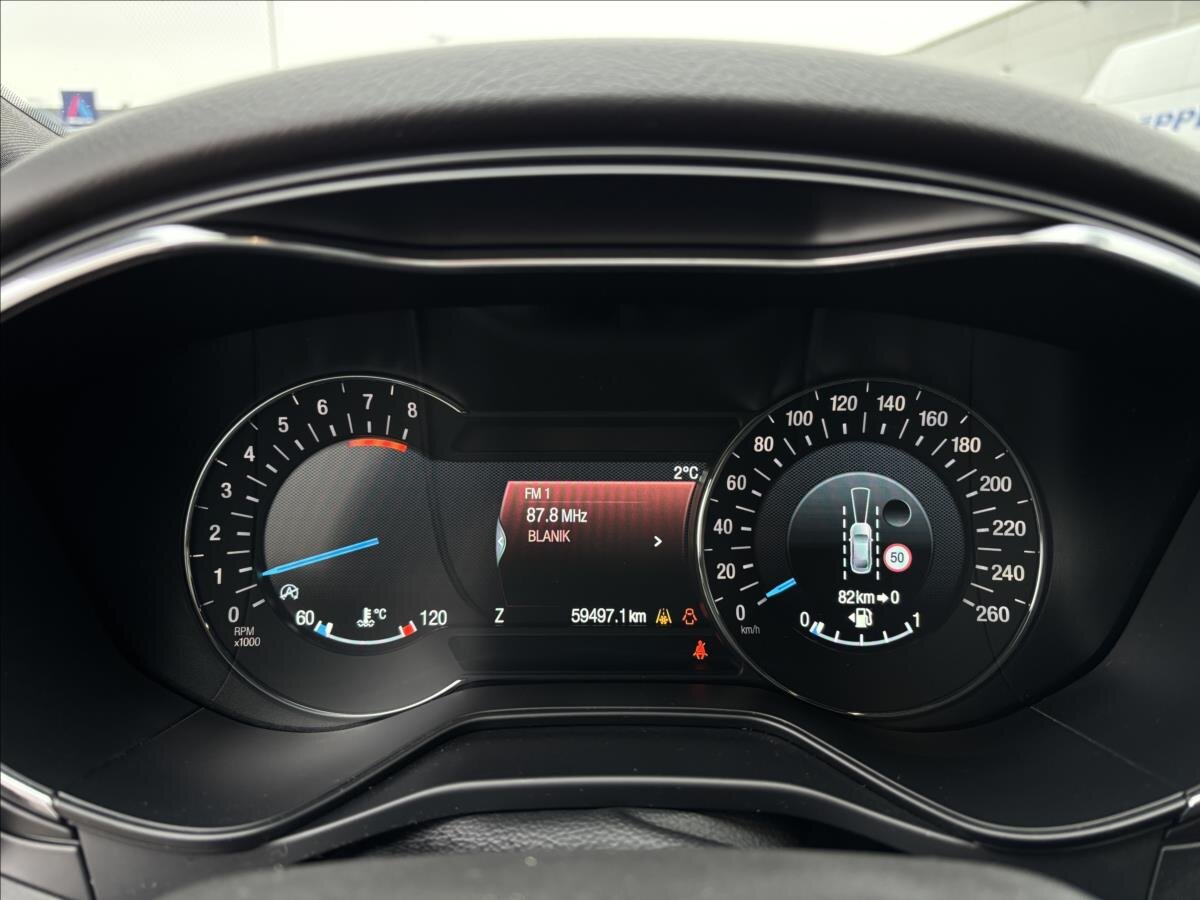 Ford Mondeo Liftback 1,5 l 121 kw