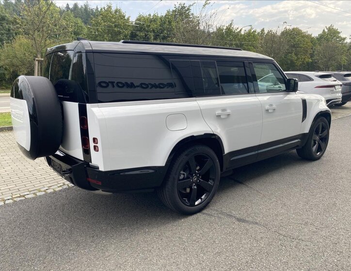 Land Rover Defender SUV 3,0 l 221 kw