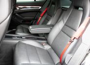 Porsche Panamera 19