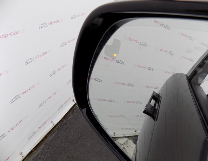 Land Rover Range Rover SUV 4,4 l 390 kw