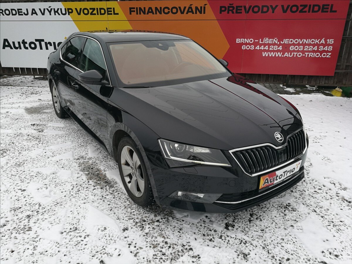 Škoda Superb