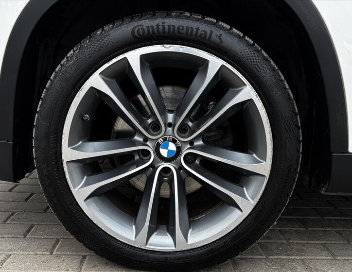 BMW X1 SUV 2,0 l 105 kw