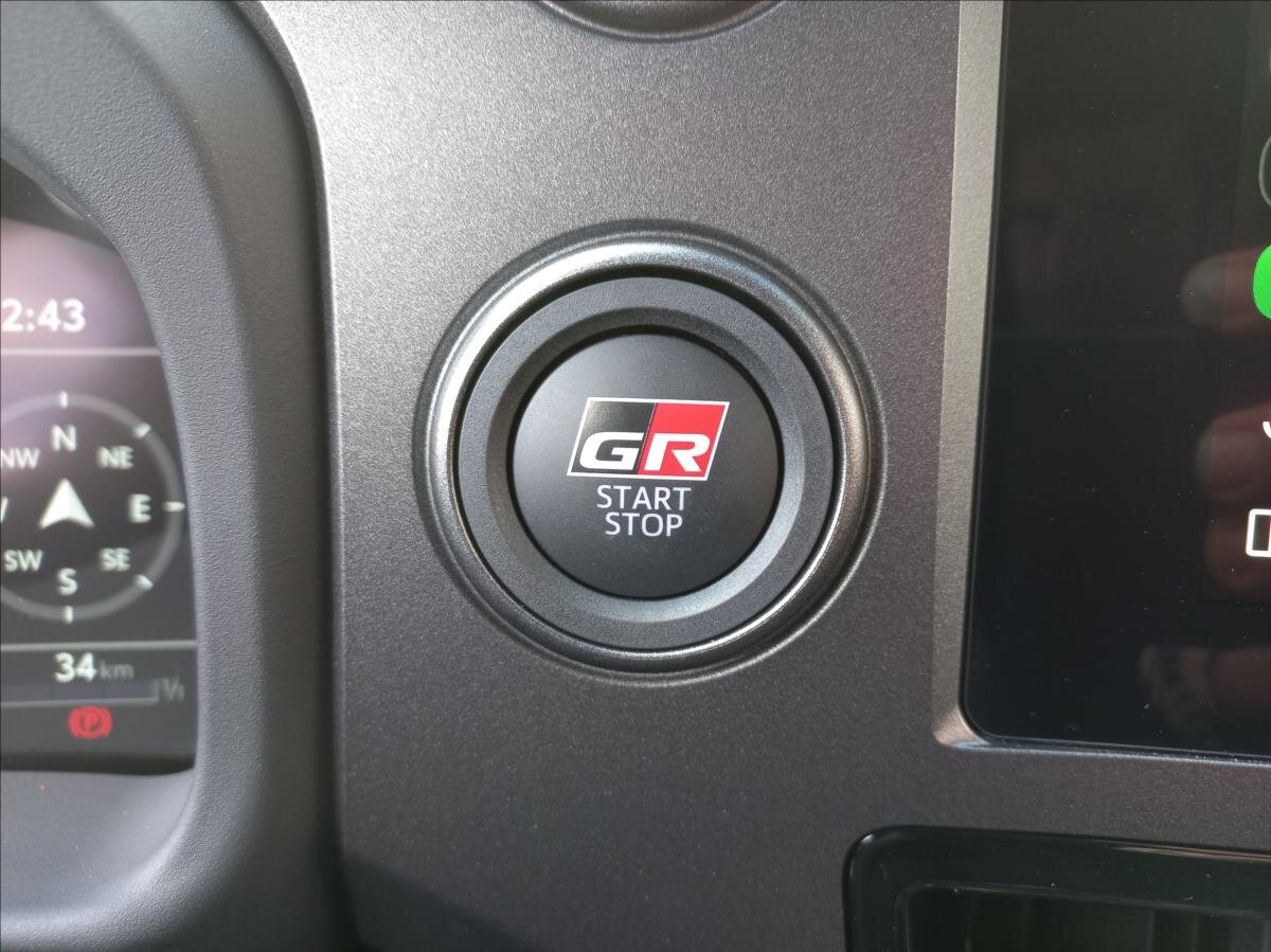 Toyota GR Yaris Hatchback 1,6 l 206 kw