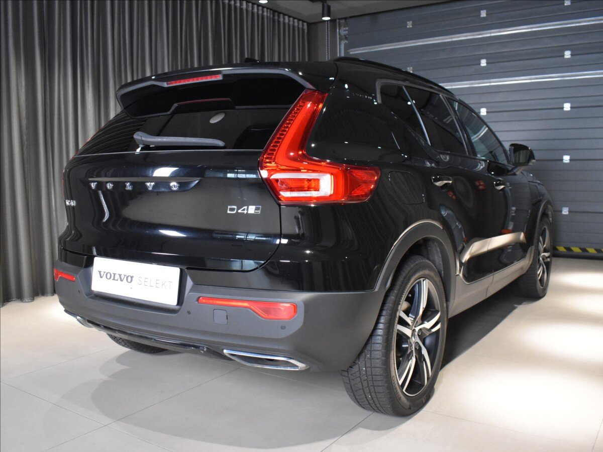 Volvo XC40 SUV 2,0 l 140 kw