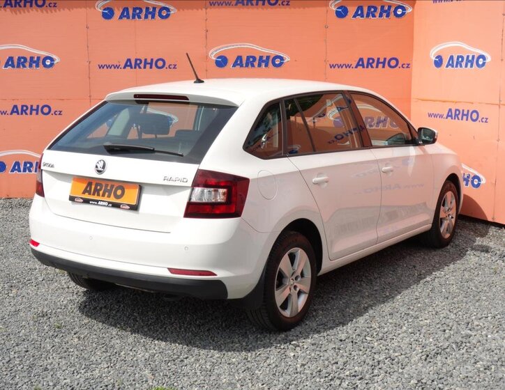 Škoda Rapid Hatchback 1,4 l 66 kw