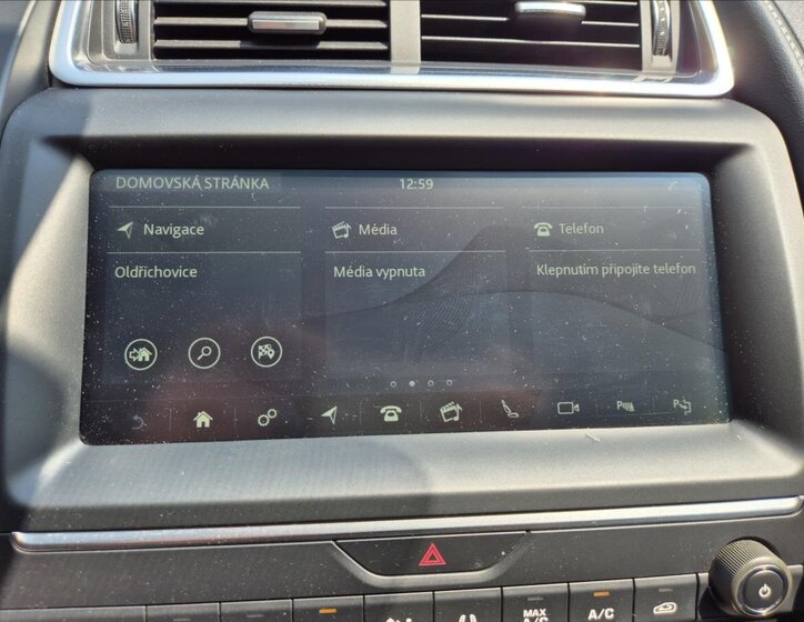 Jaguar E-Pace SUV 2,0 l 184 kw