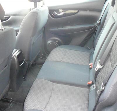 Nissan Qashqai 10