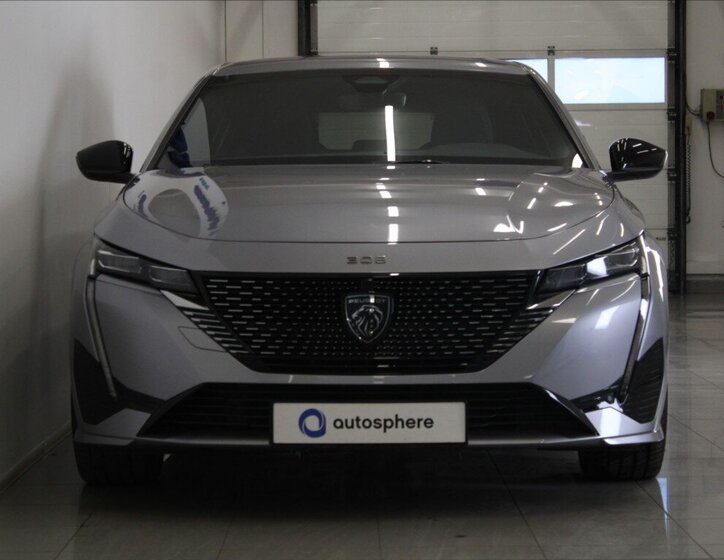 Peugeot 308 Hatchback 1,2 l 96 kw