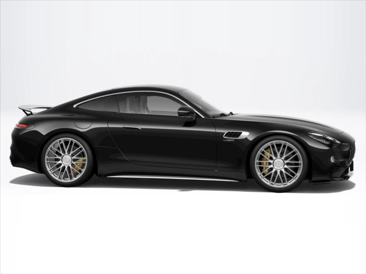 Mercedes-Benz AMG GT Kupé 2,0 l 320 kw