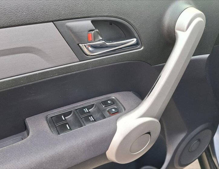 Honda CR-V Kombi 2,0 l 110 kw