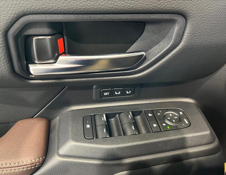 Toyota Land Cruiser 20