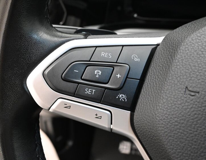 Volkswagen Golf Kombi 2,0 l 110 kw