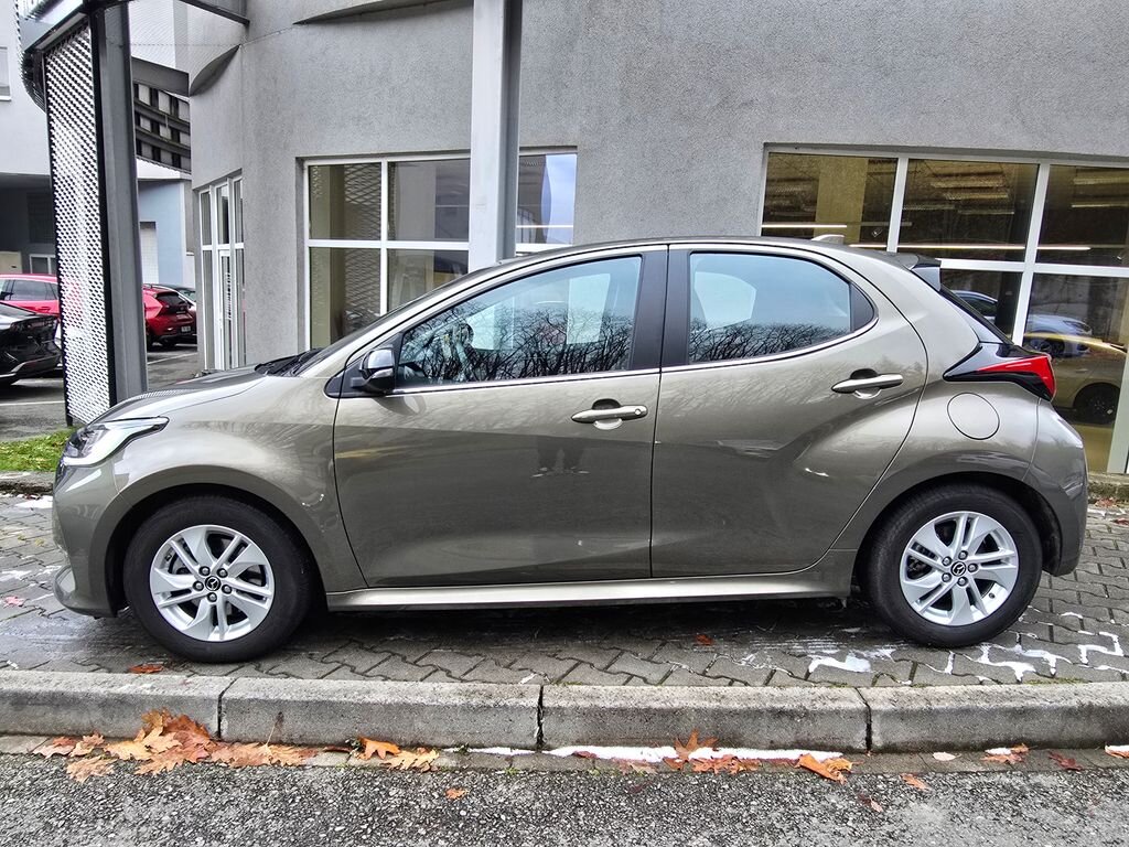 Mazda 2