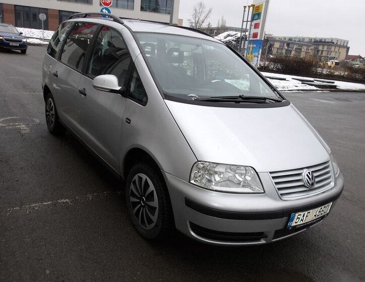 Volkswagen Sharan Kombi 1,9 l 85 kw