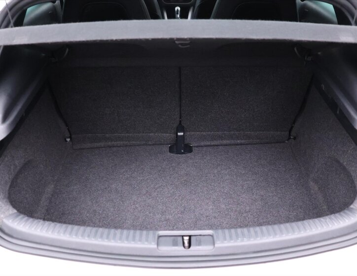 Volkswagen Scirocco Kupé 2,0 l 110 kw