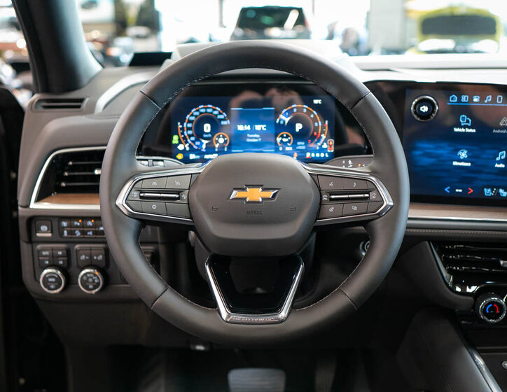 Chevrolet Suburban SUV / Terénní 6,2 l 313 kw