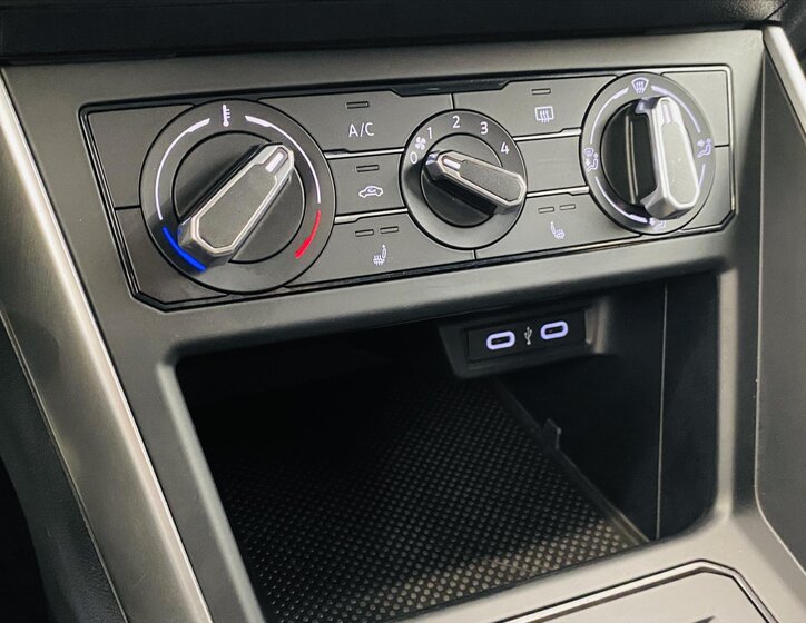 Volkswagen Taigo Hatchback 999,0 70 kw