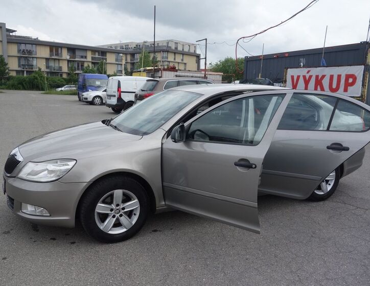 Škoda Octavia 15
