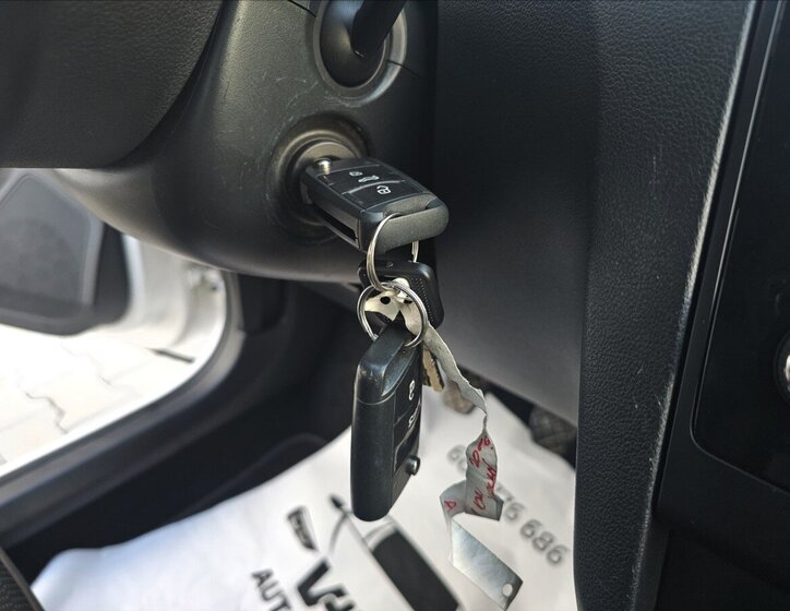 Škoda Rapid Sedan / Limuzína 1,2 l 81 kw