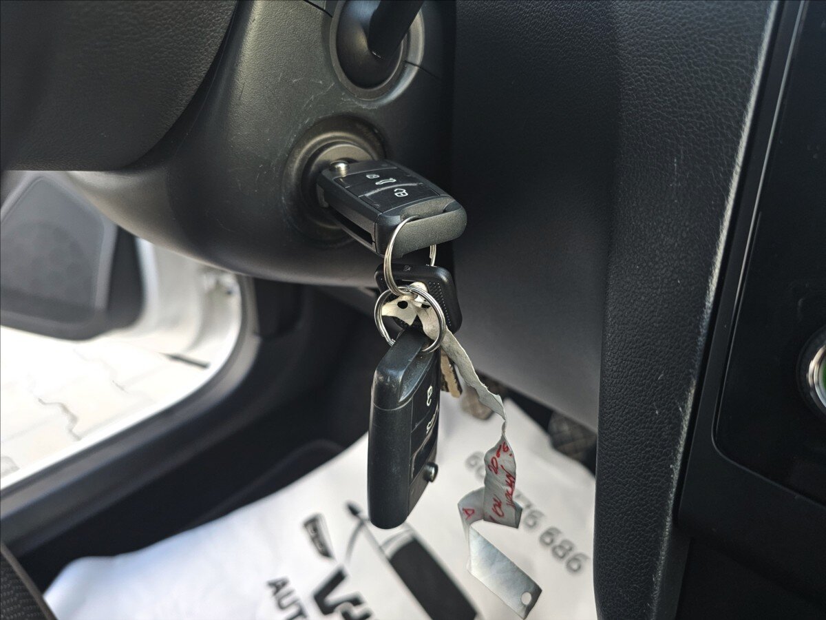 Škoda Rapid Sedan / Limuzína 1,2 l 81 kw