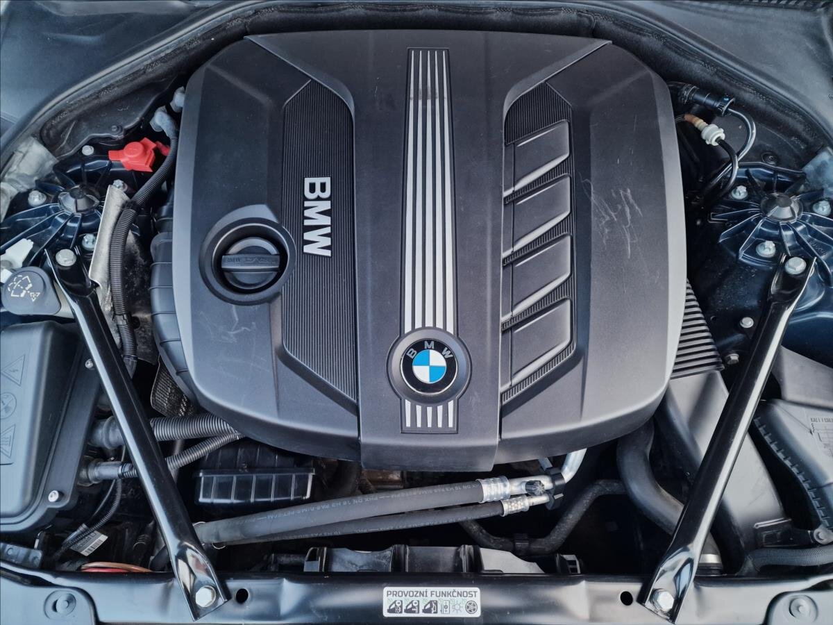 BMW Řada 5 Kombi 2,0 l 135 kw