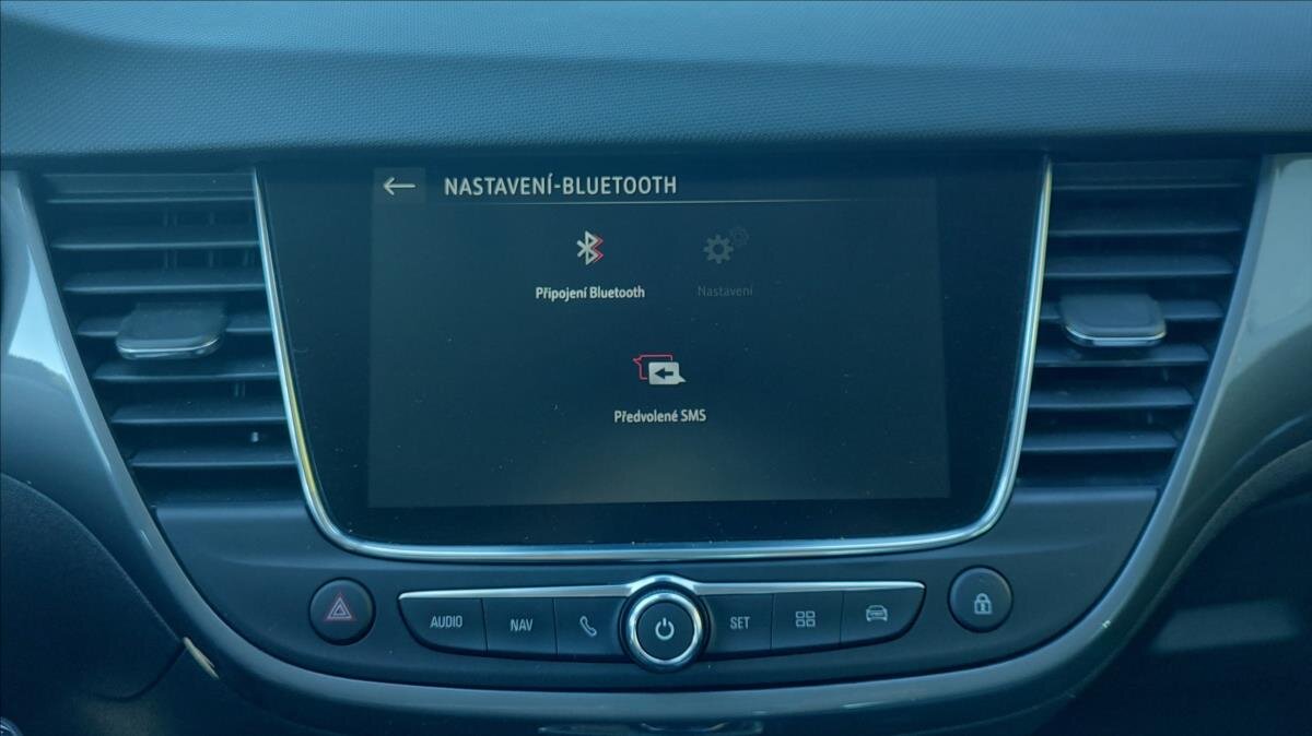 Opel Crossland CUV 1,2 l 96 kw