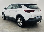 Opel Grandland X SUV 1,2 l 96 kw
