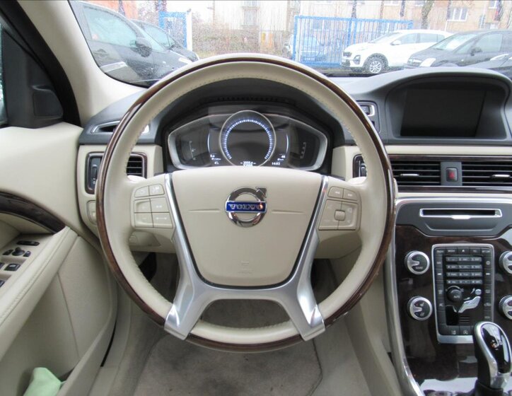 Volvo S80 Sedan / Limuzína 2,0 l 133 kw
