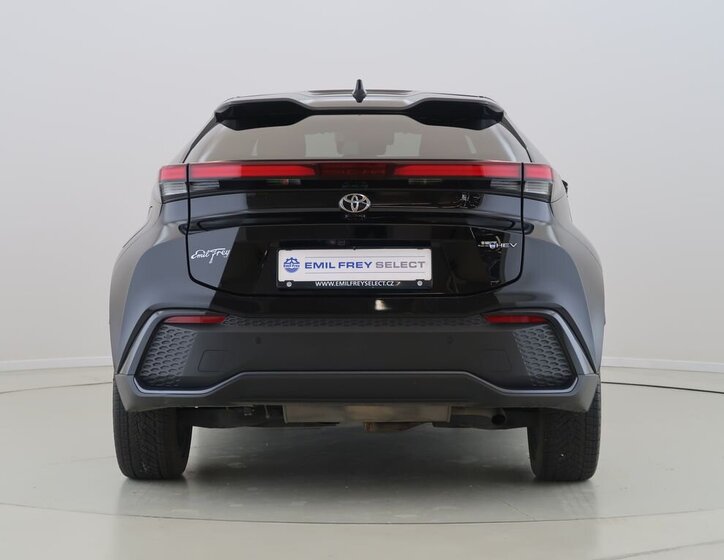 Toyota C-HR SUV / Terénní 2,0 l 112 kw