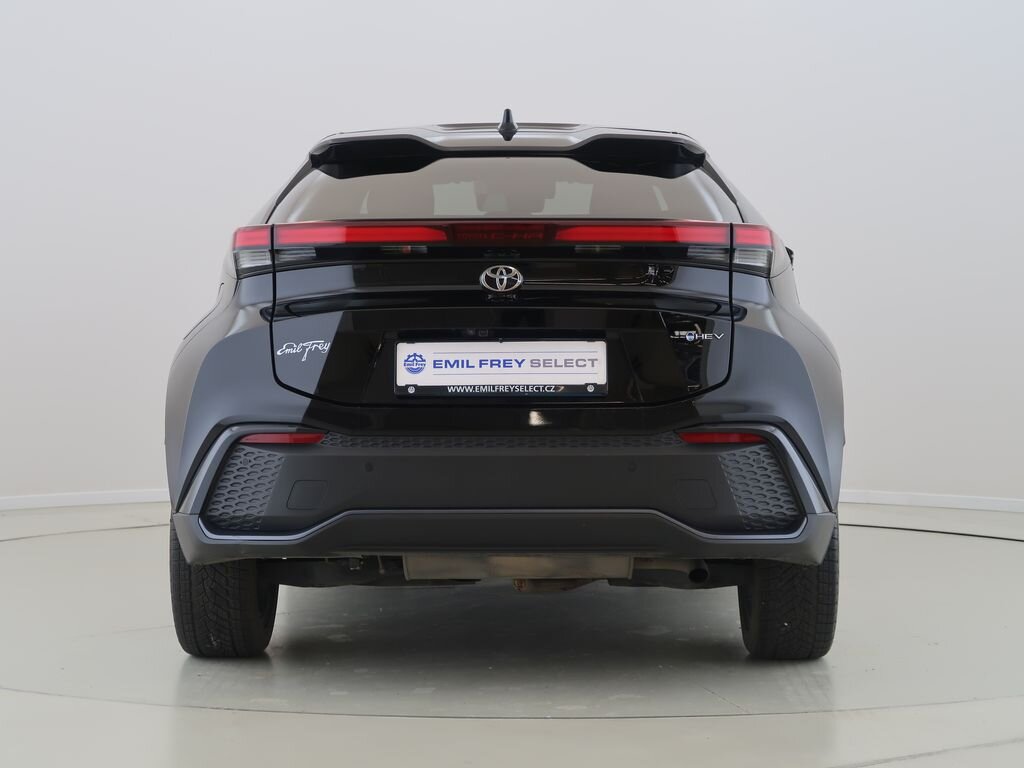 Toyota C-HR SUV / Terénní 2,0 l 112 kw