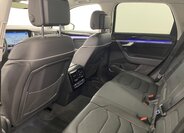 Volkswagen Touareg 6