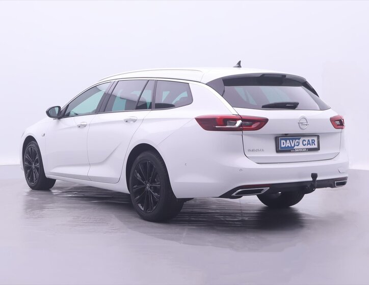 Opel Insignia Kombi 2,0 l 128 kw