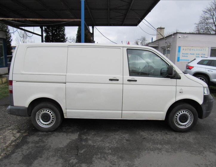 Volkswagen Transporter Skříň 1,9 l 62 kw