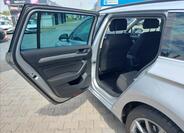 Volkswagen Passat 10