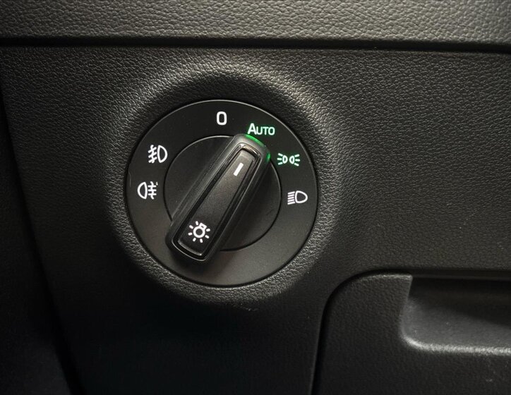 Škoda Karoq SUV / Terénní 2,0 l 110 kw